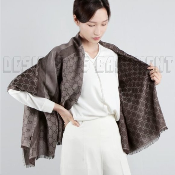 GUCCI brown & taupe GGWEB giant 55"- square wool & silk pashmina shawl scarf NWT - Picture 9 of 10